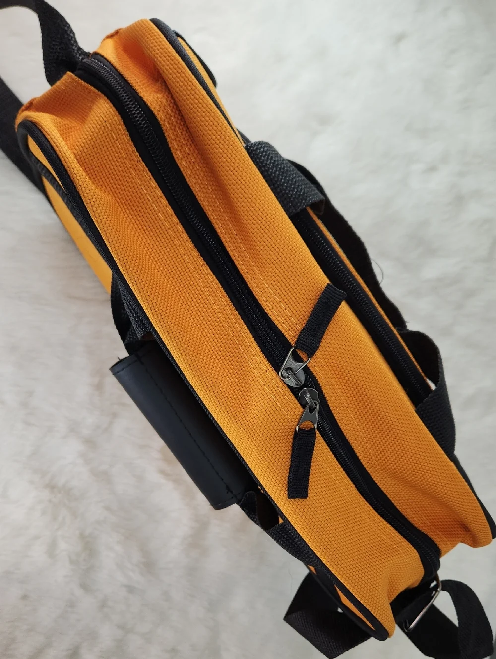 U.S. TRAVELER CARRY-ON Travel Tote, Mustard Color, NWT